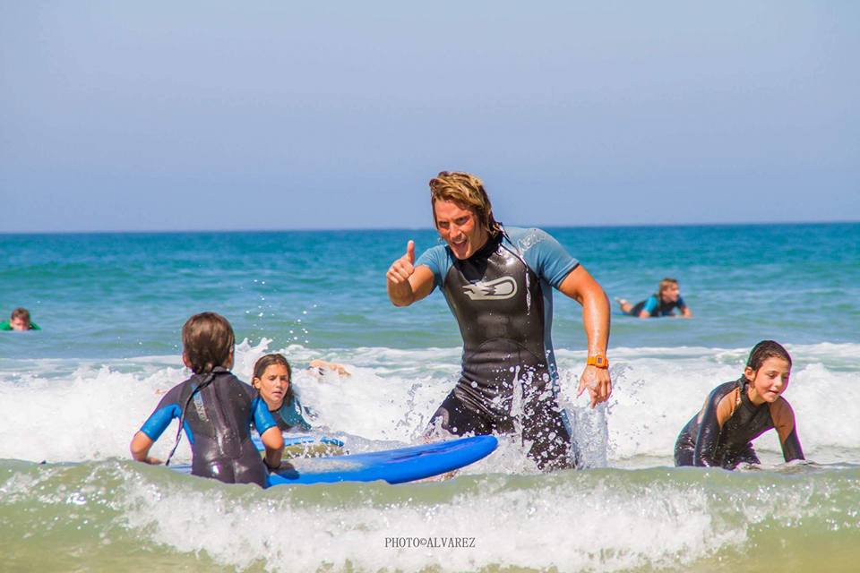 Surf lessons el palmar Spain